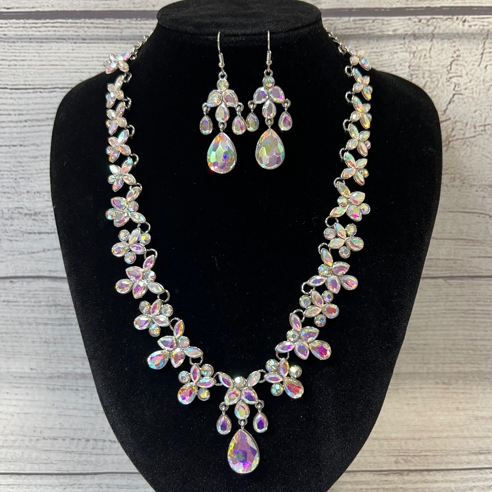 White Aurora Borealis Austrian Crystal Set (224)